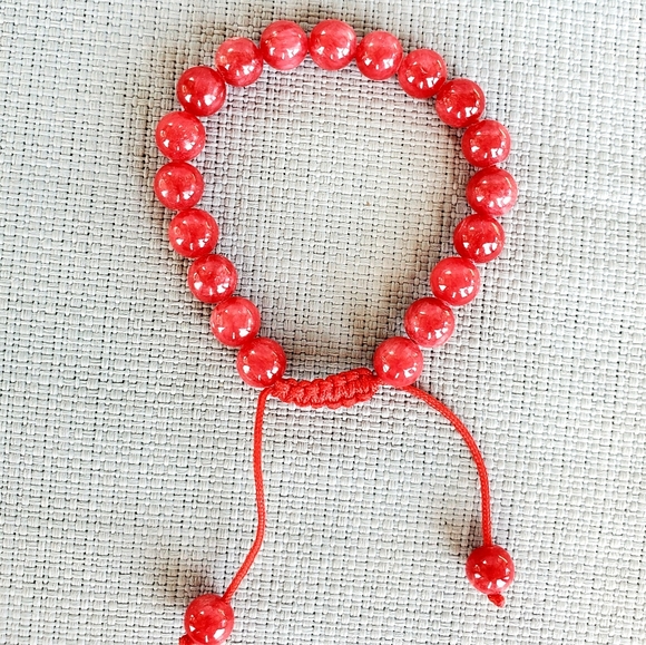 New Red Jade Adjustable Rope Pull Bracelet. - Picture 1 of 13
